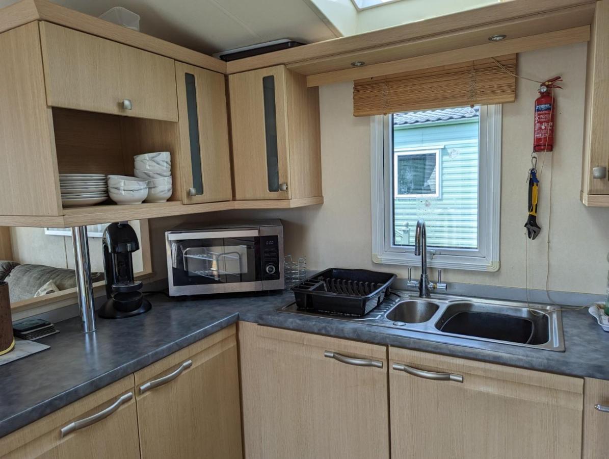 6 Berth Holiday Home On Ocean Edge Near Morecambe Heysham Kültér fotó