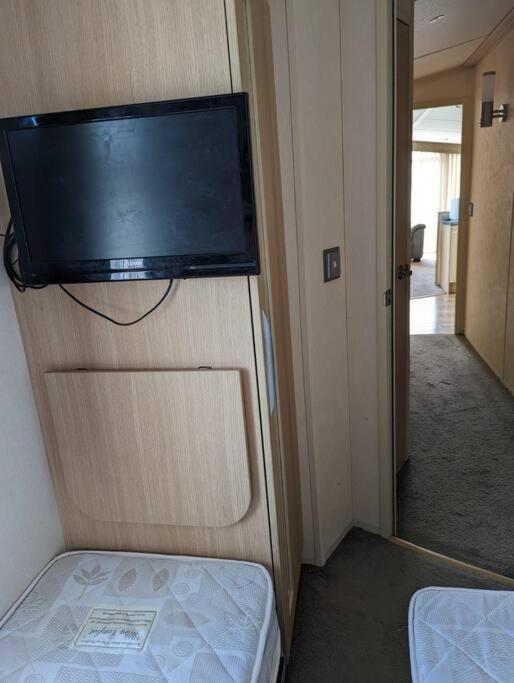 6 Berth Holiday Home On Ocean Edge Near Morecambe Heysham Kültér fotó